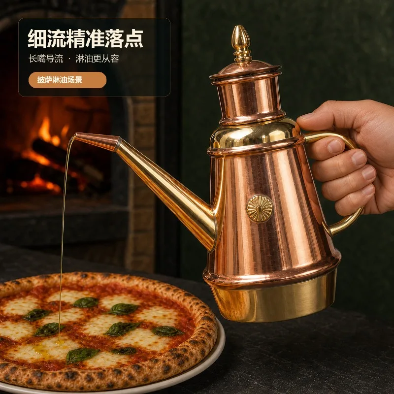 Commercial Kitchen Utensil Storage - 수제 구리 오일 주전자, 이탈리아 전통