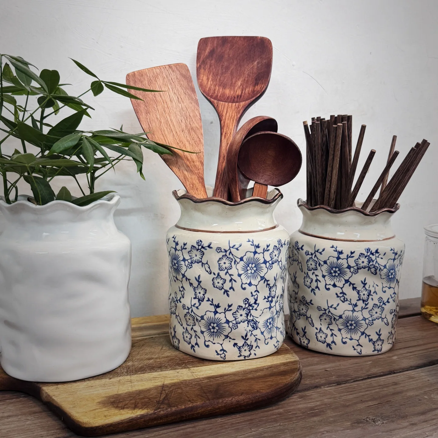 고급스러운 빈티지 스타일의 도자기 젓가락 받침대, 주방 - Commercial Kitchen Utensil Storage 리뷰 및 가격